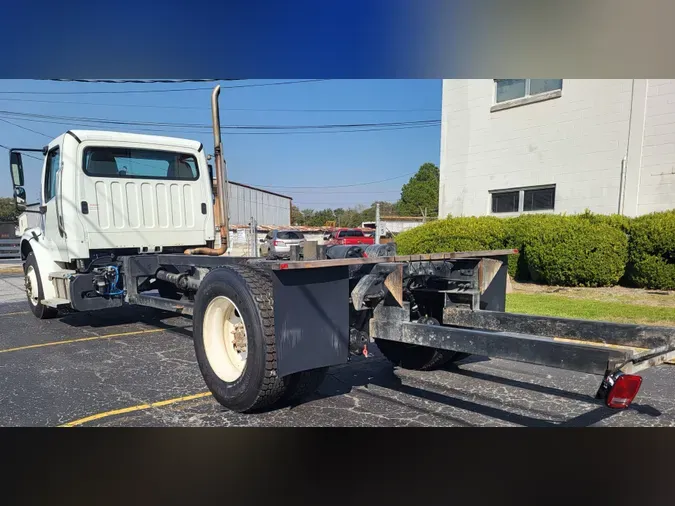 2019 FREIGHTLINER/MERCEDES M2 106