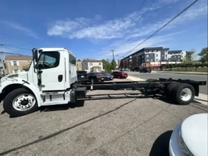 2019 FREIGHTLINER/MERCEDES M2 106