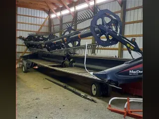 2013 MacDon D65