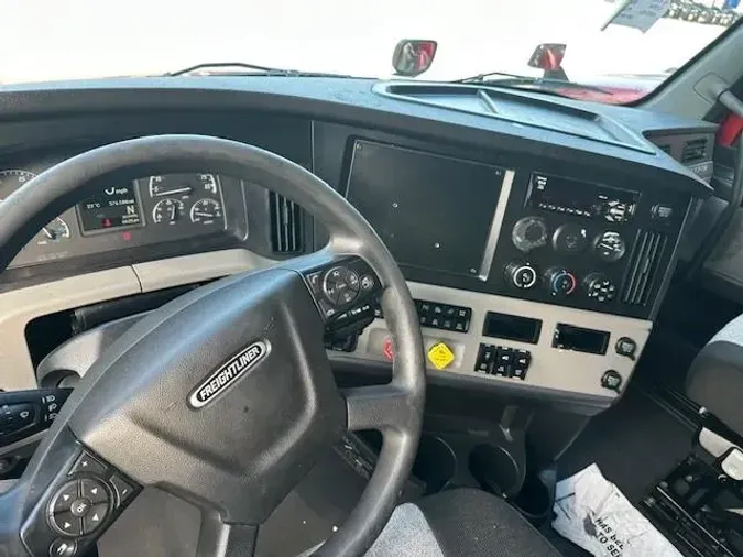 2021 Freightliner Cascadia