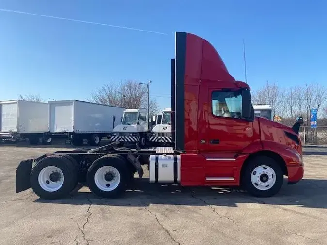 2020 Volvo VNR64T300