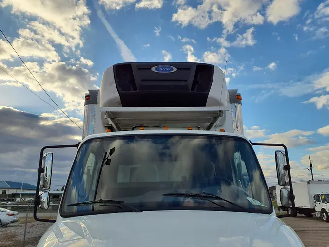 2018 FREIGHTLINER/MERCEDES M2 106