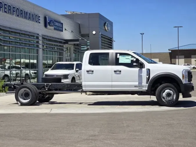 2024 Ford Super Duty F-550 DRW