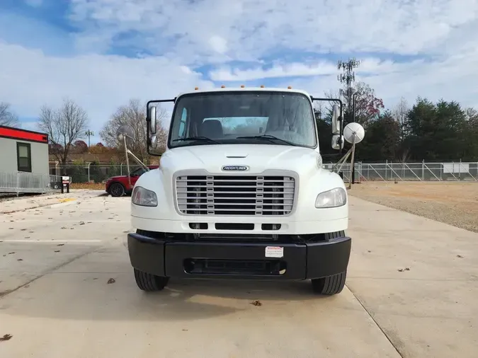 2019 FREIGHTLINER/MERCEDES M2 106a0c97e59c00a055c651d3808daf71bb3