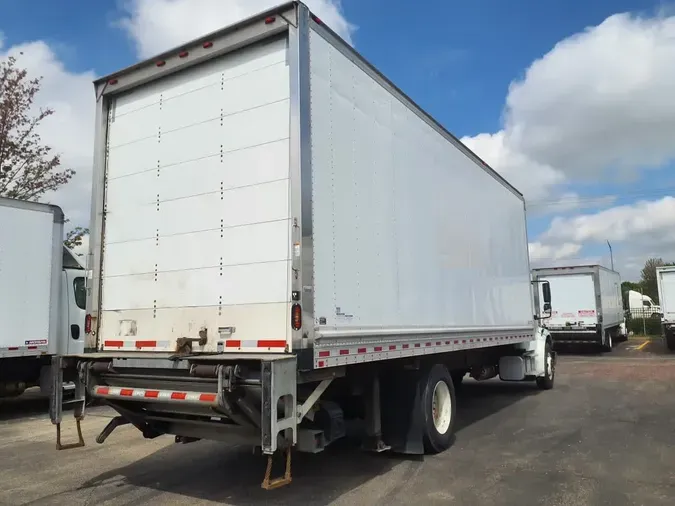 2019 FREIGHTLINER M2 106