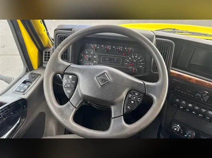2020 INTERNATIONAL RH613
