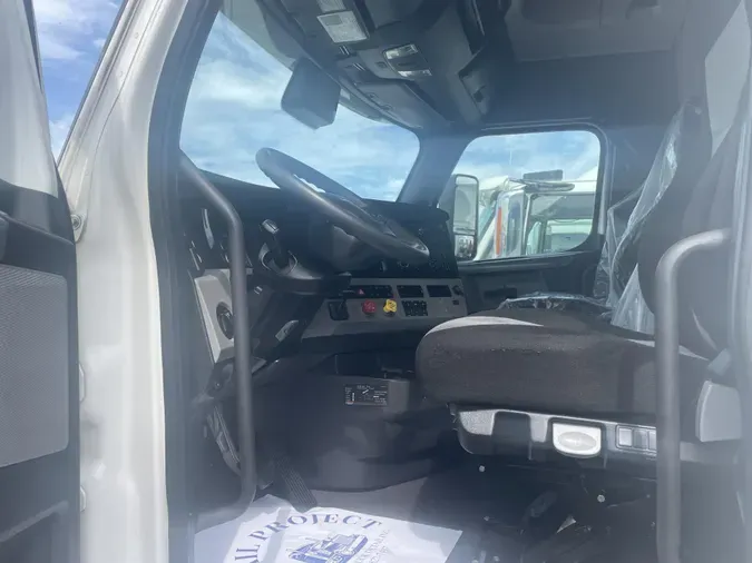2021 Freightliner Cascadia
