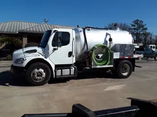 2016 Freightliner M2 106
