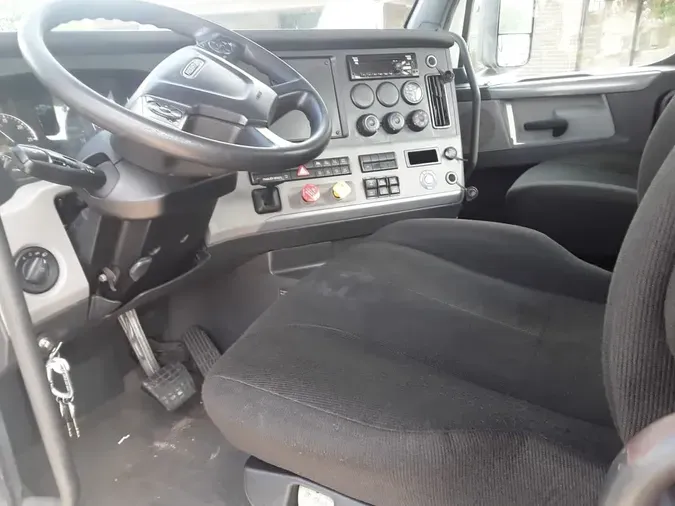 2021 FREIGHTLINER CASCADIA PX11642ST
