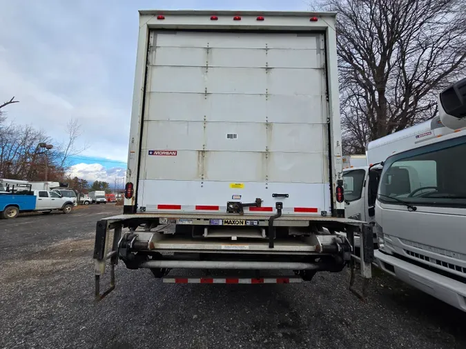 2018 FREIGHTLINER/MERCEDES M2 106