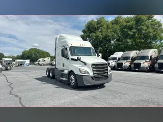 2022 Freightliner Cascadia 126