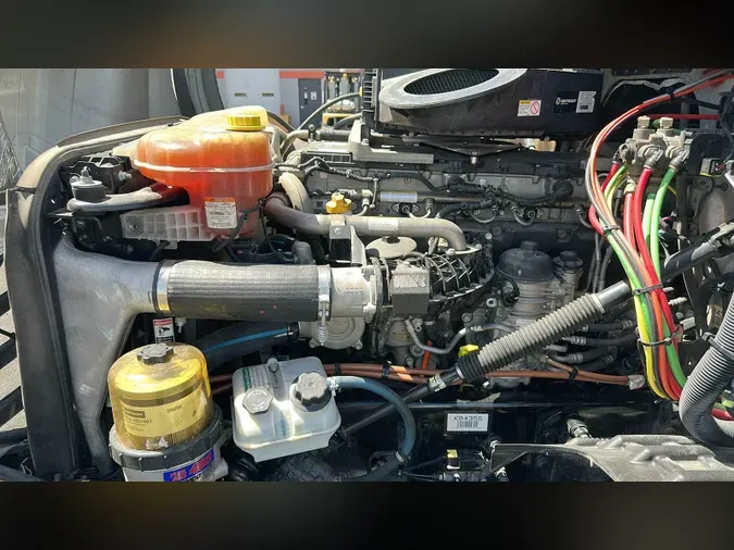 2019 Freightliner Cascadia 126a0dc9bdb5a25b411a3a19b88d96d6071