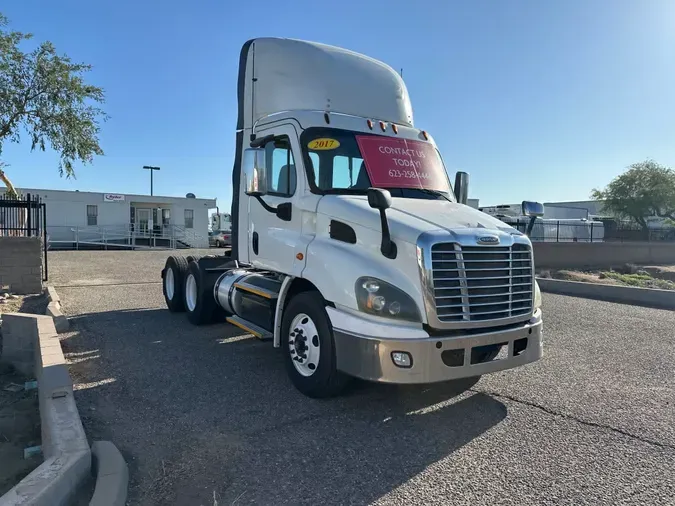 2017 FREIGHTLINER CASCADIA 113