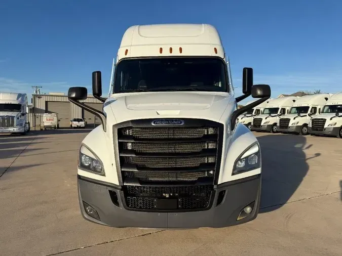 2023 Freightliner Cascadia
