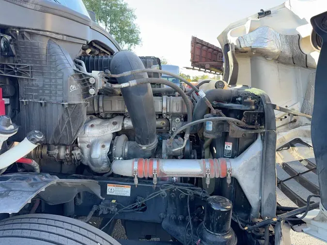 2021 Freightliner Cascadia 126a0e2ec6b198d1892292af5df937691ee