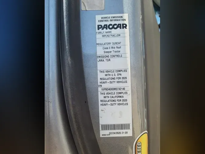 2021 PETERBILT 579
