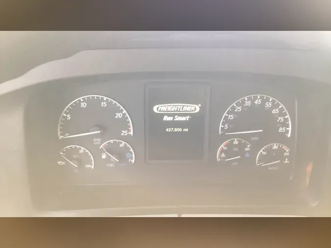 2021 Freightliner Cascadia 126