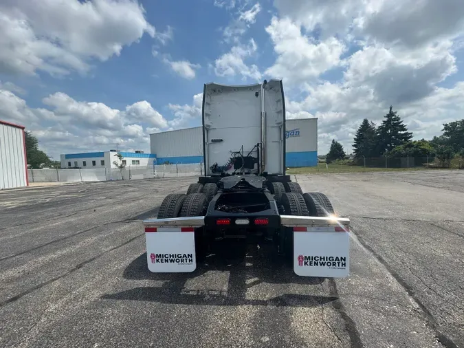 2022 Peterbilt 579