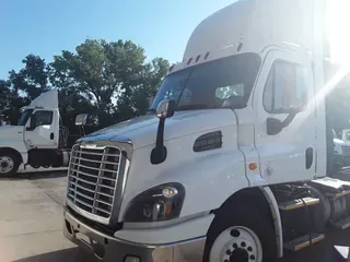 2017 FREIGHTLINER CASCADIA 113
