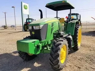2020 John Deere 6120E