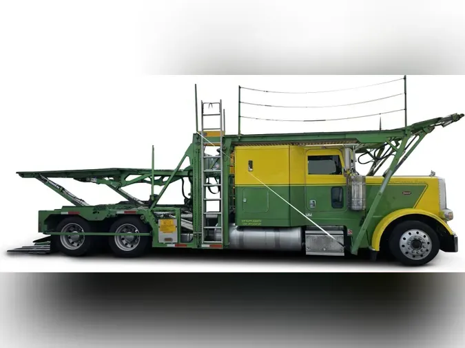 2021 Peterbilt 389