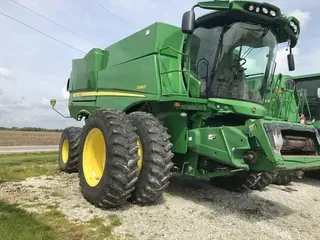 2016 John Deere S660