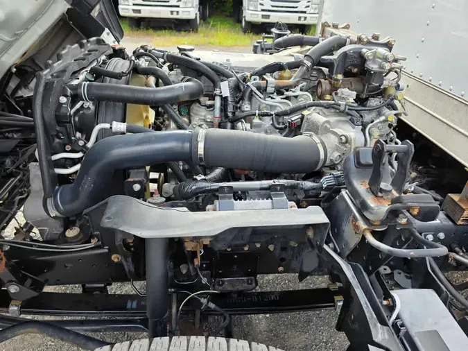 2020 ISUZU NPR