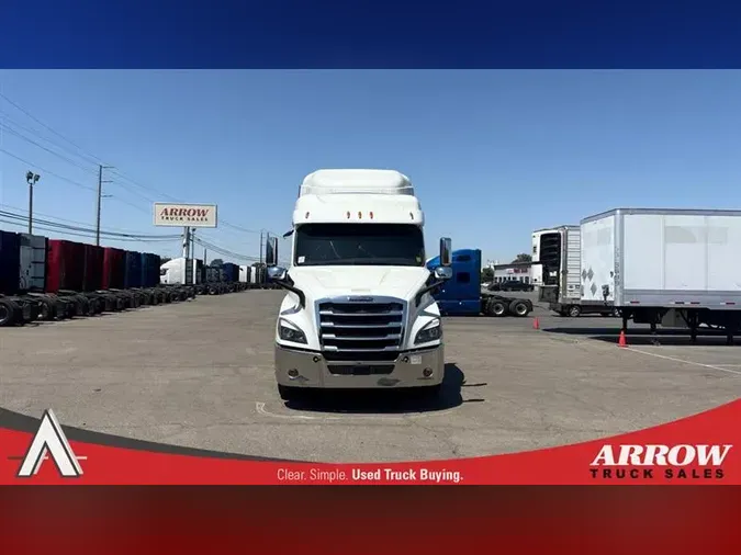 2020 FREIGHTLINER CA116