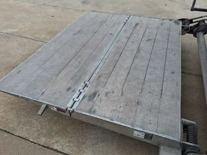 2019 FREIGHTLINER/MERCEDES M2 106