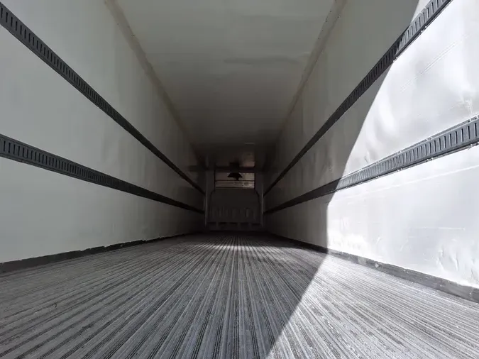 2016 VANGUARD TRAILER CORP R8000B 53/102/162