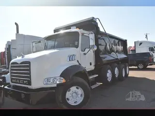 2007 MACK GRANITE CT713