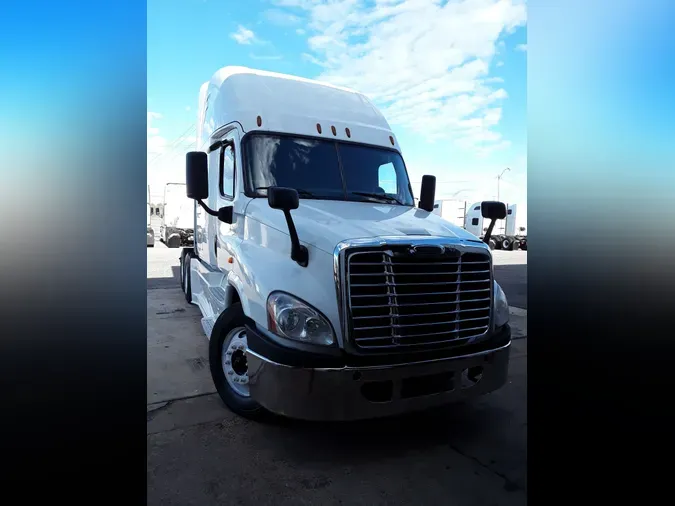 2018 FREIGHTLINER/MERCEDES CASCADIA 125