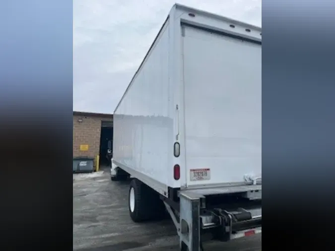 2019 FREIGHTLINER/MERCEDES M2 106