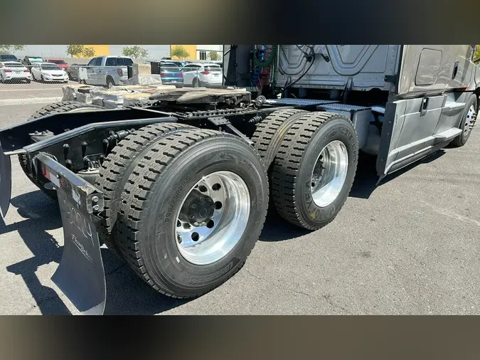 2020 Freightliner Cascadia