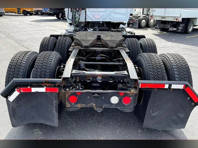 2019 INT LT625 6x4a104649eea703caad715934384703082