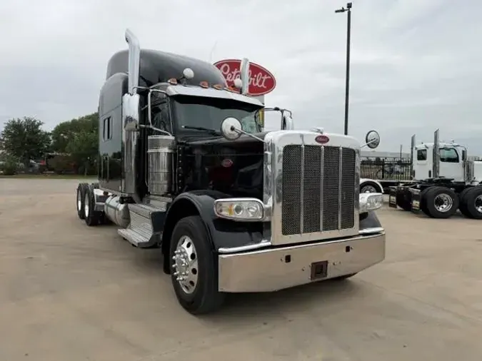 2022 Peterbilt 389a1061e2b28a3a4fb5683750205867f77