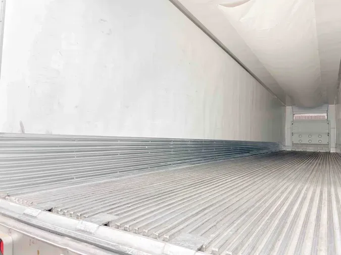 2019 UTILITY VS2RAa1098730f80ca6ff92862152d94a56fc