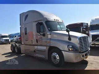 2017 FREIGHTLINER CASCADIA 125