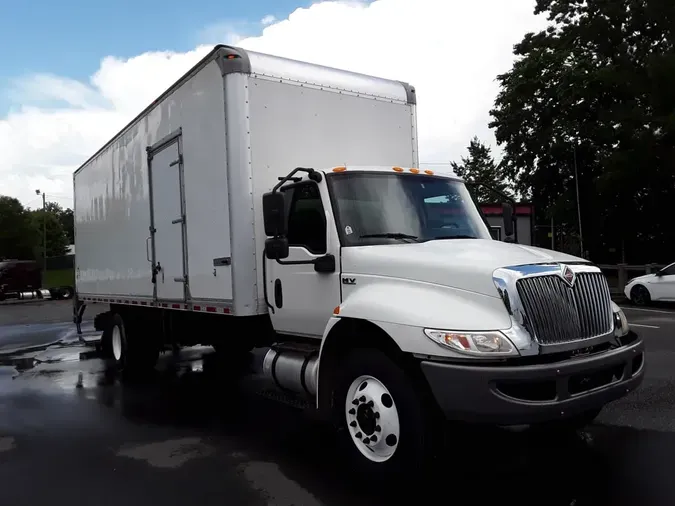 2020 NAVISTAR INTERNATIONAL MV607 (4X2)
