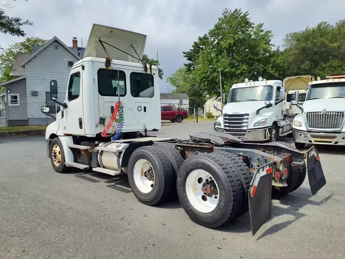 2019 FREIGHTLINER NEW CASCADIA PX12664