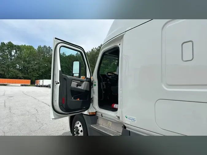 2021 Freightliner Cascadia