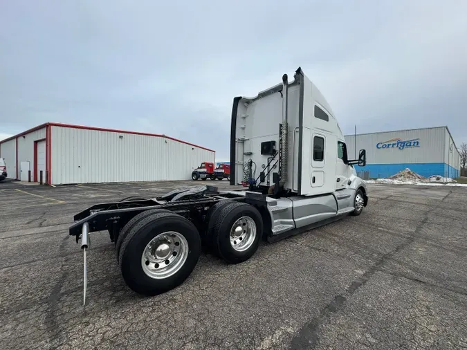 2022 Kenworth T680
