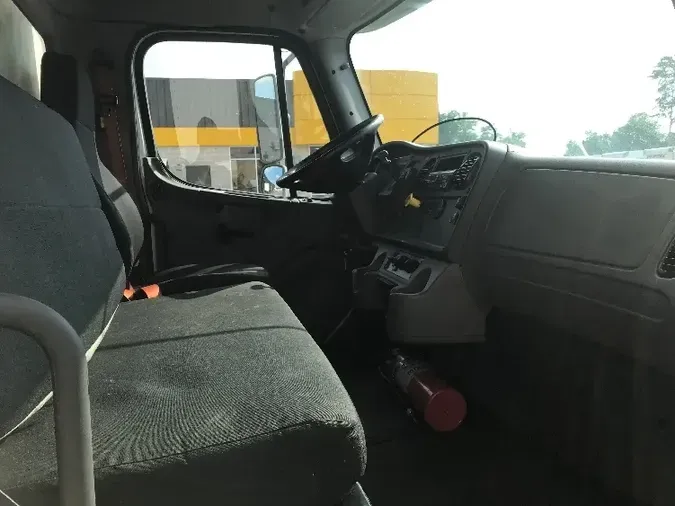 2018 Freightliner M2