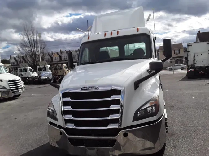 2019 FREIGHTLINER/MERCEDES NEW CASCADIA PX12664