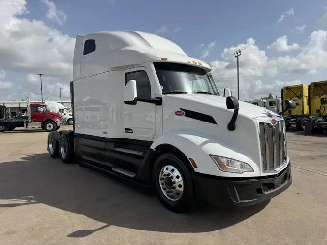2022 Peterbilt 579