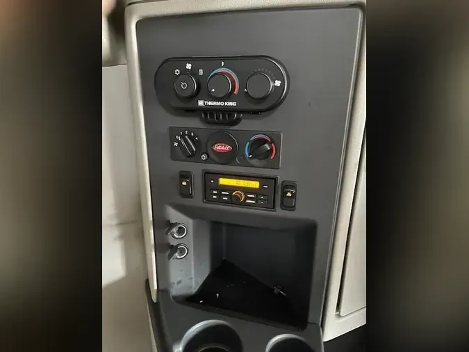 2022 Peterbilt 579