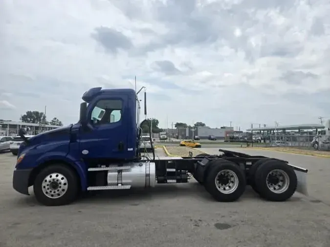 2019 Freightliner Cascadiaa13124883e27da2cc47619274dd8c82d