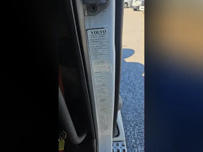 2019 Volvo VNL300