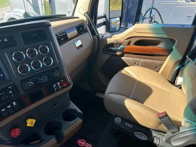 2020 Kenworth T680