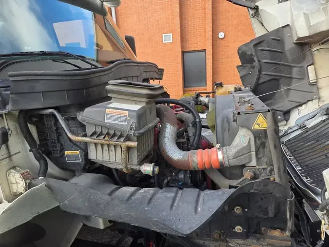 2020 NAVISTAR INTERNATIONAL MV607 (4X2)